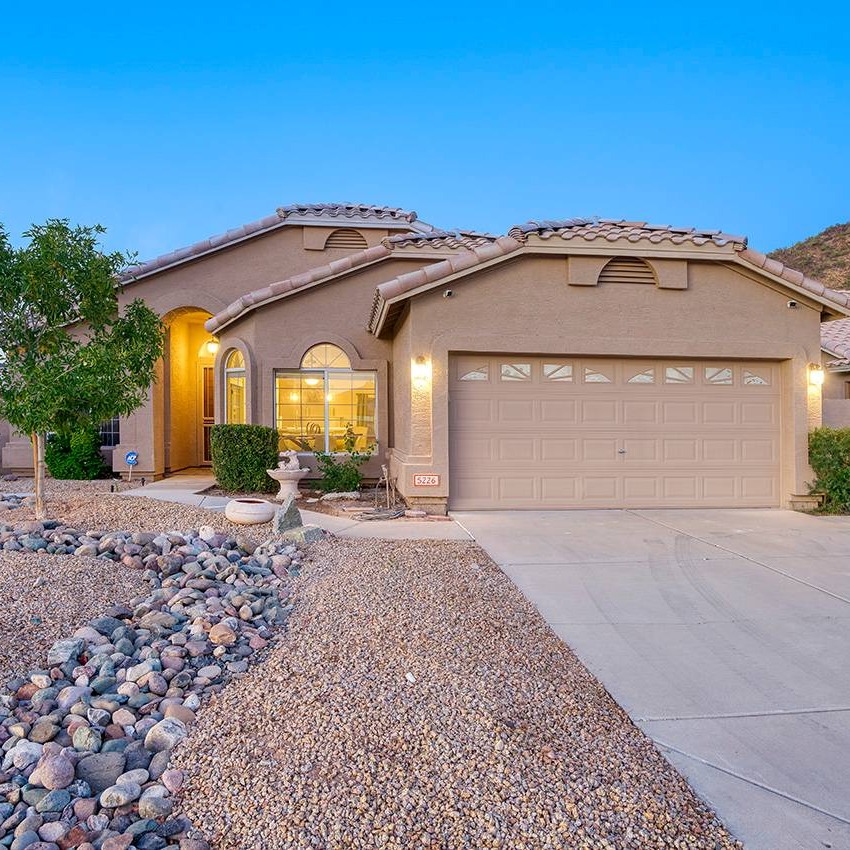 Lakeview Home - Image 1