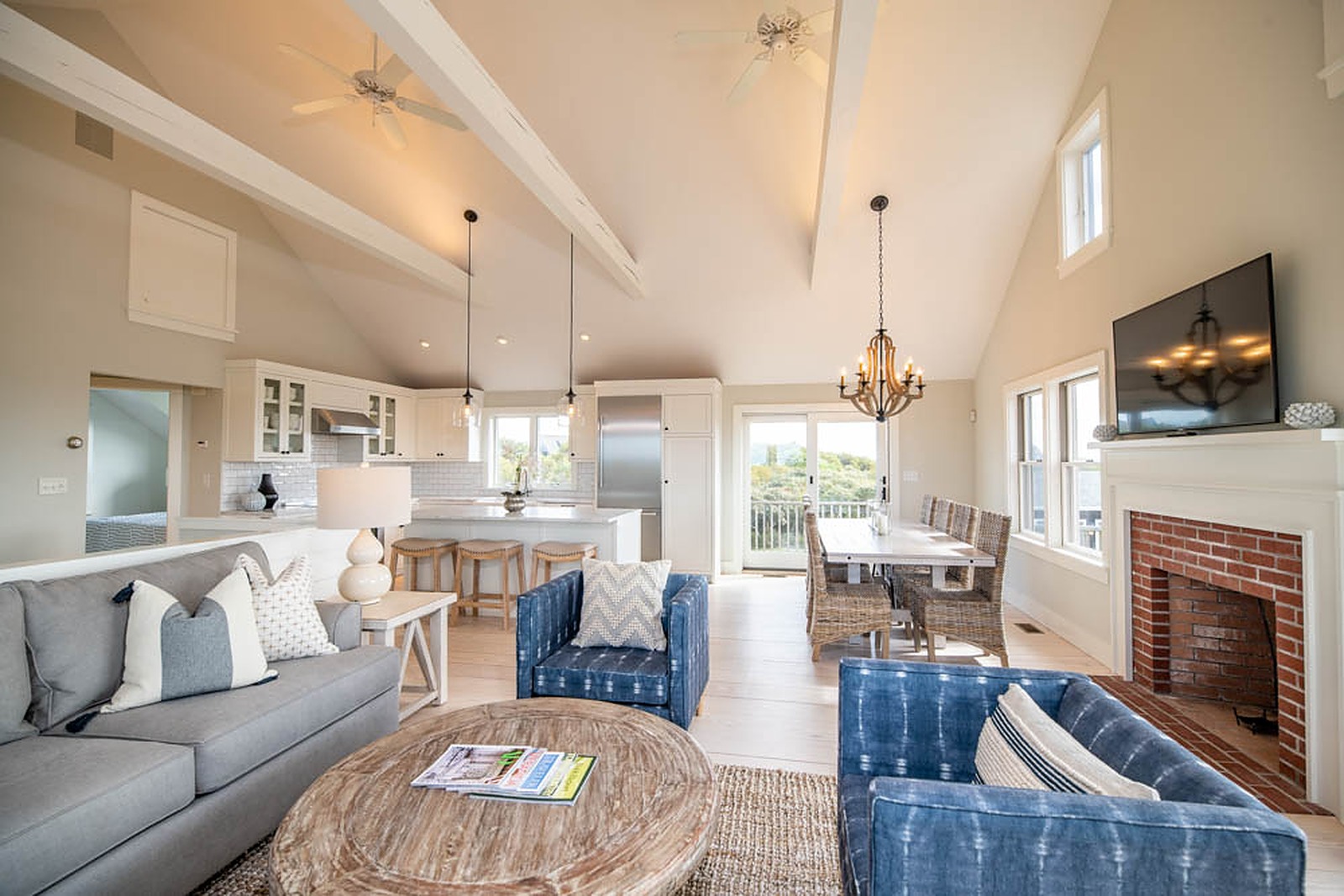 Nevers House - Image 10