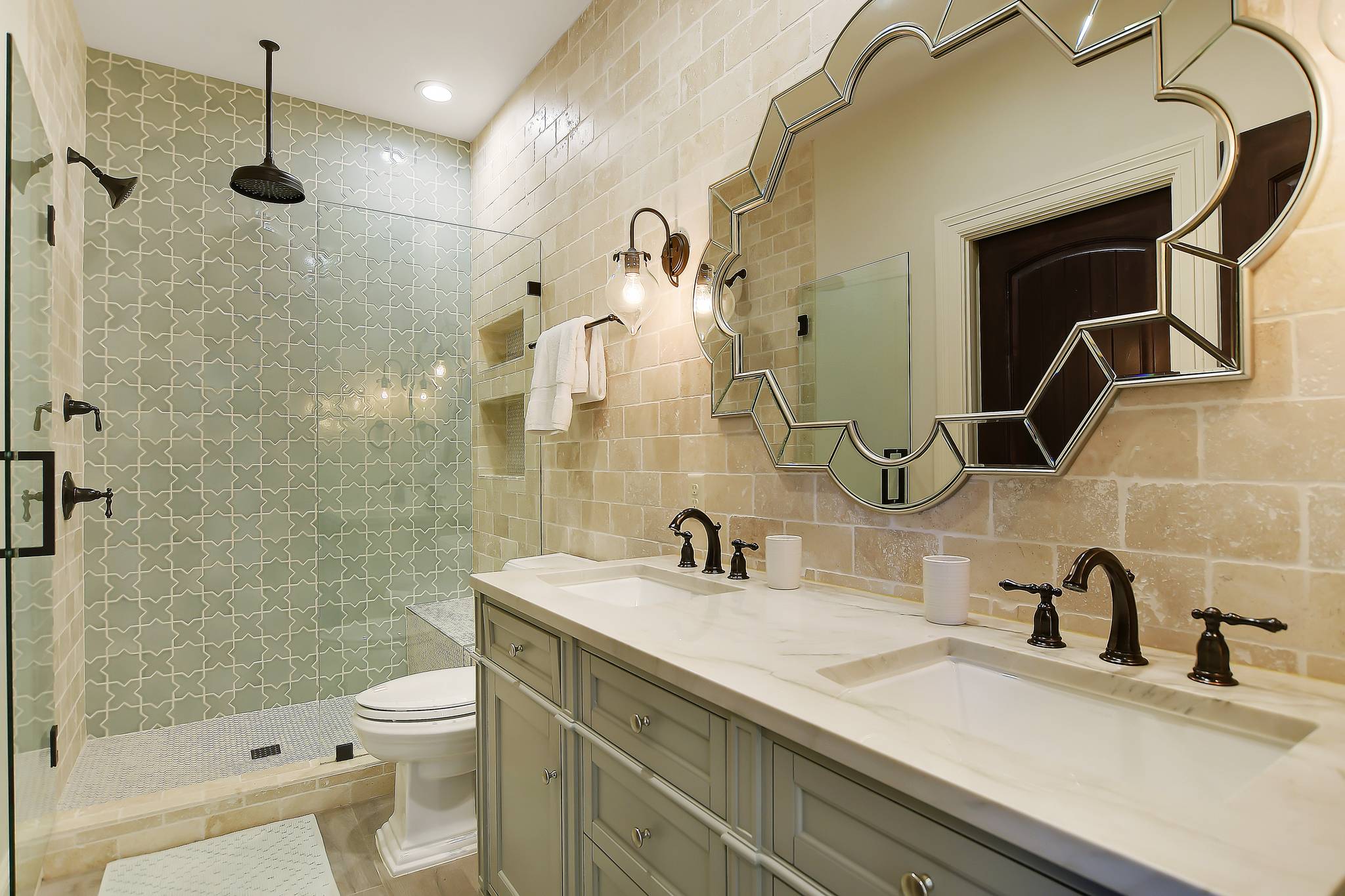 Catalpa Manor - Image 25