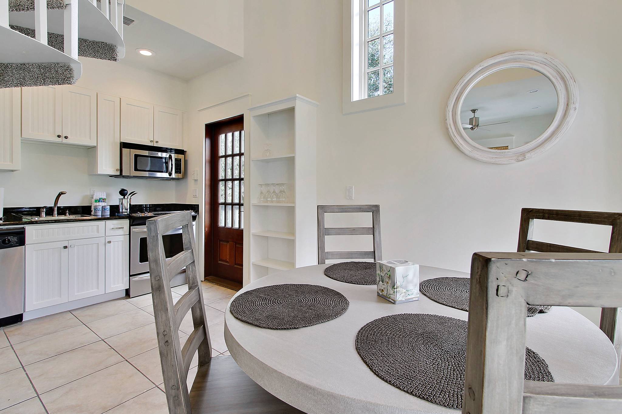 Flying Fish Home - Image 3