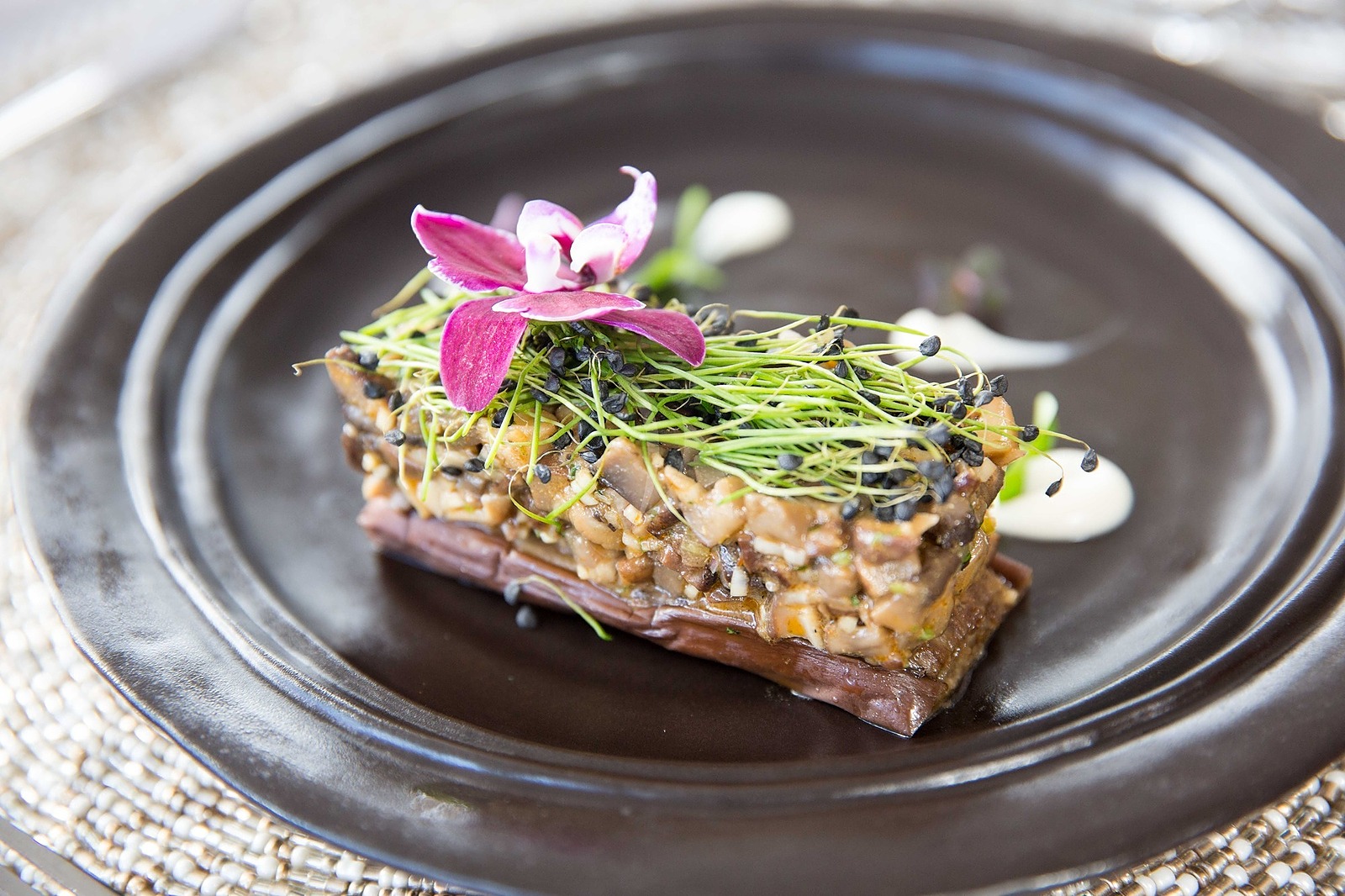 Unbridled Yacht - Image 20