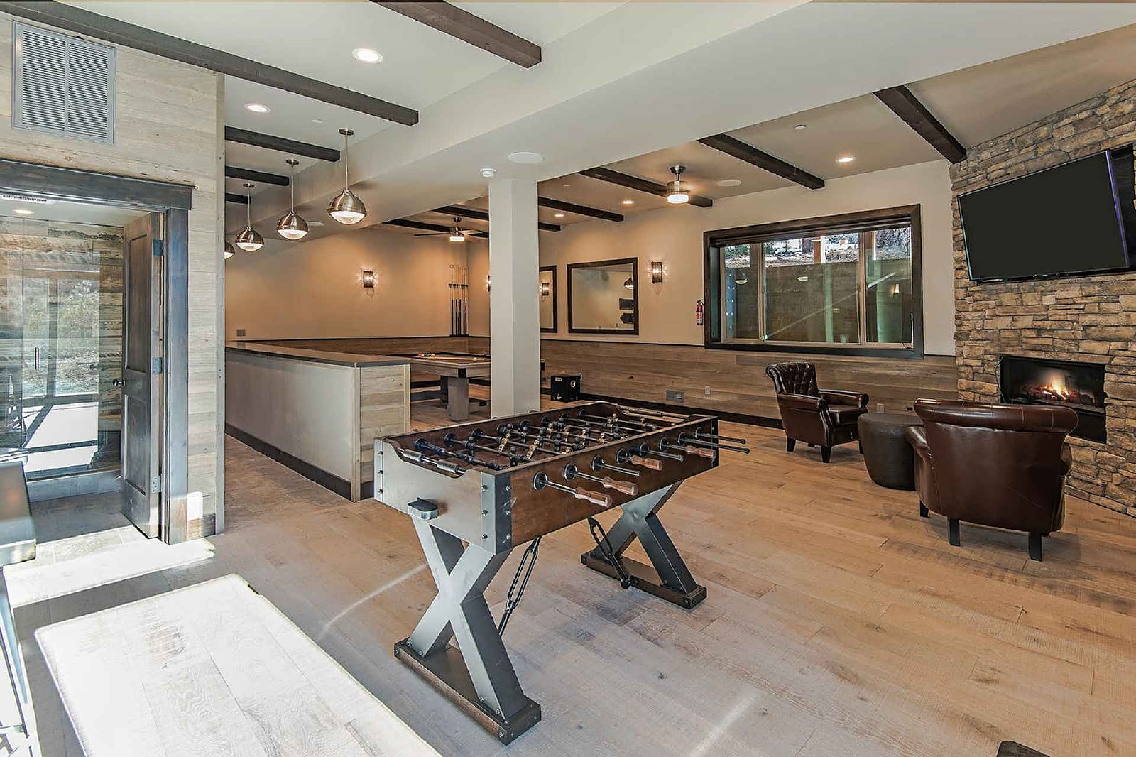 Trail Manor - Image 15