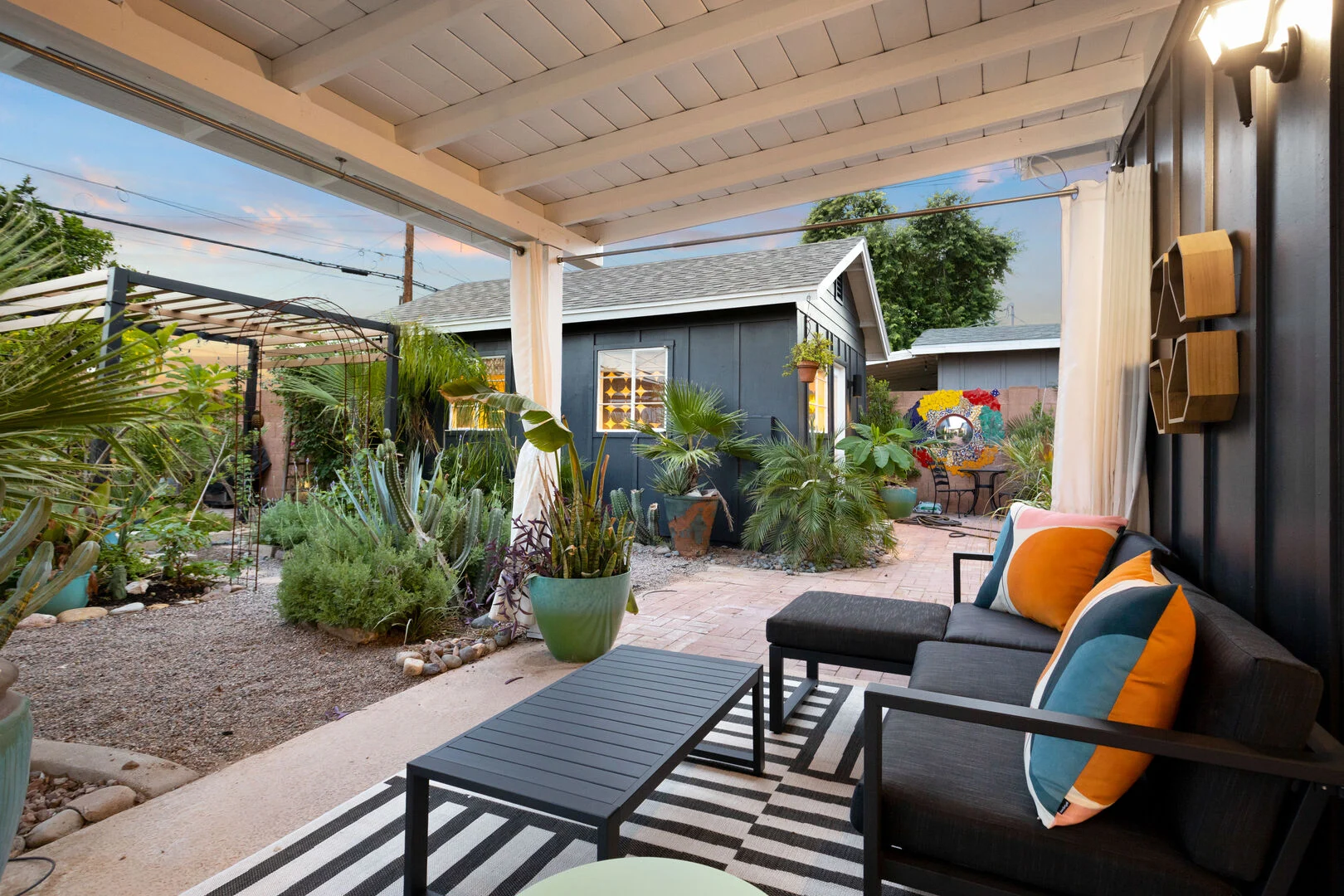 Acacia House - Image 34