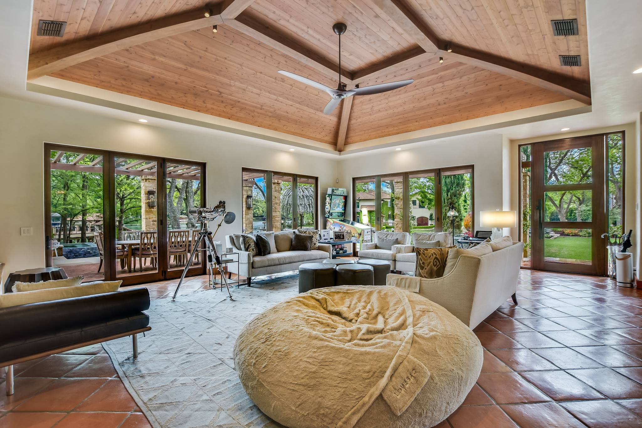 Southern Magnolia Estate - Image 3