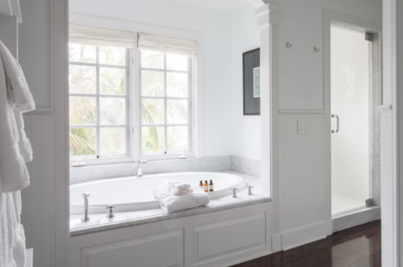 Hillside House - Image 12