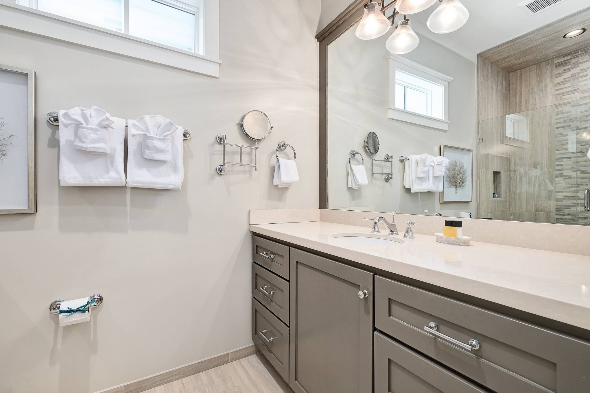 Lakewood House - Image 25