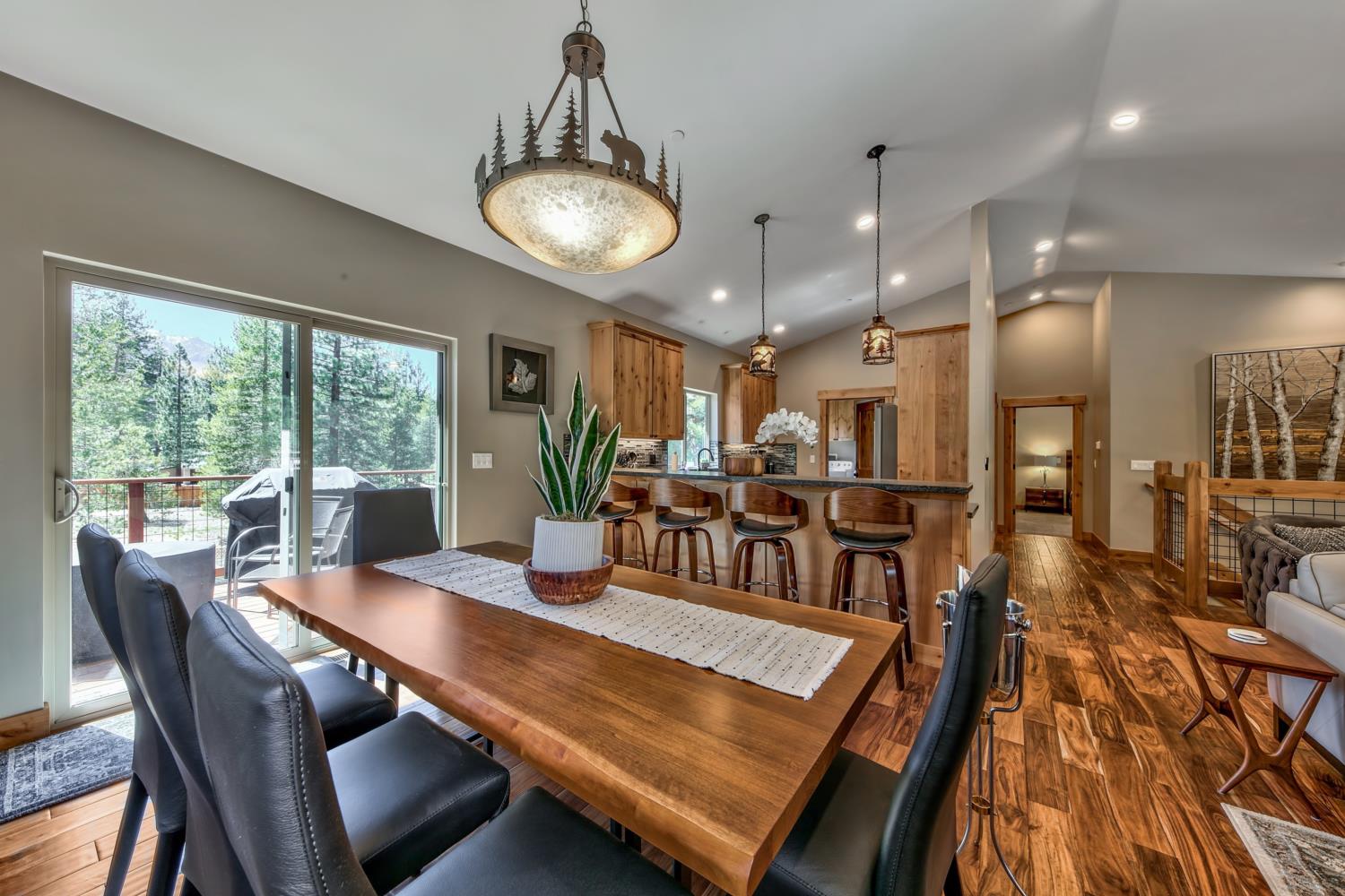 Cornelian House - Image 8