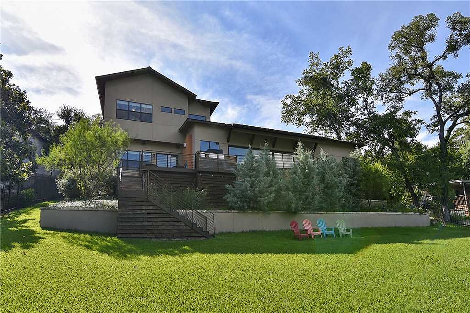 Robbins House - Image 23