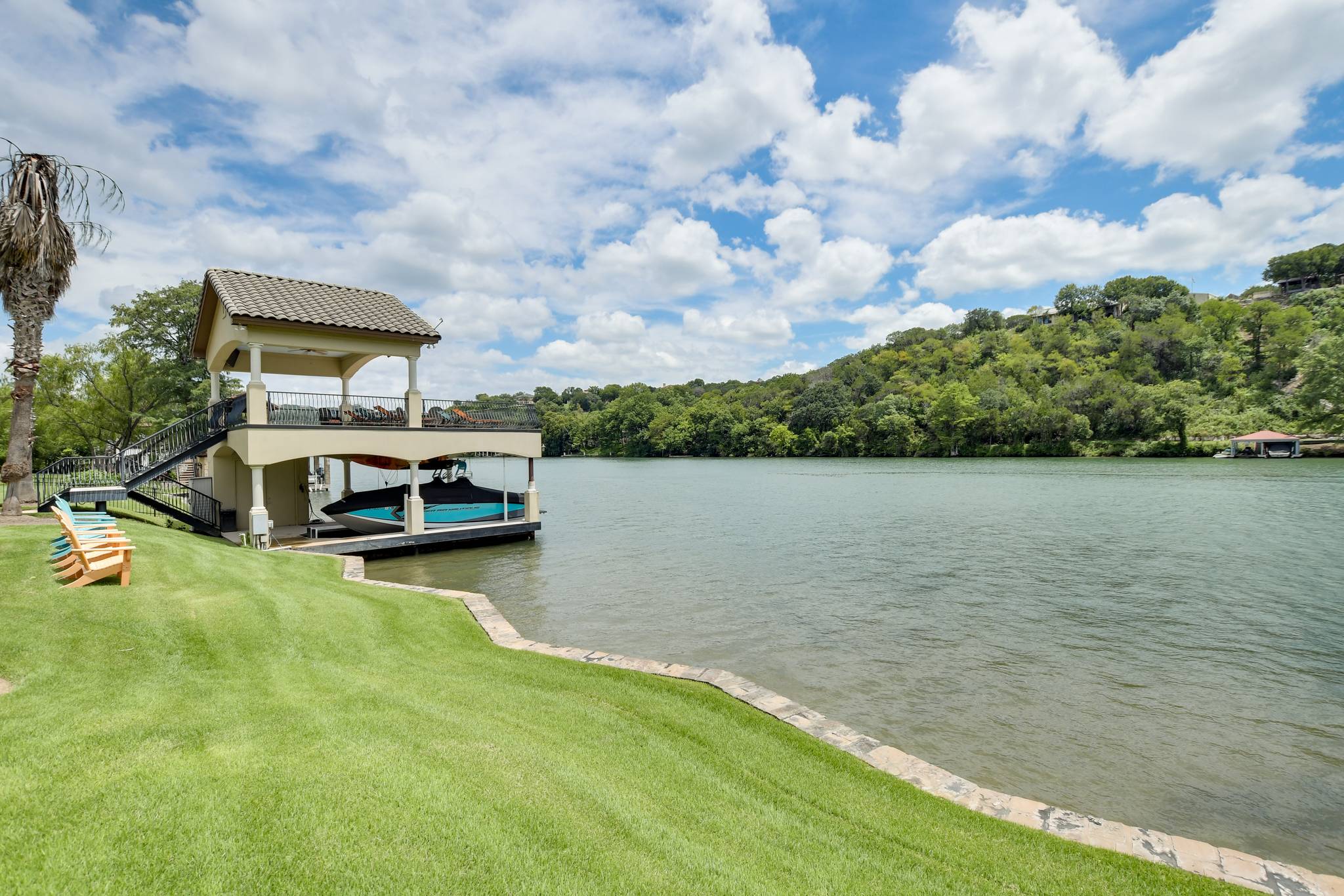 Janis Villa - Image 46