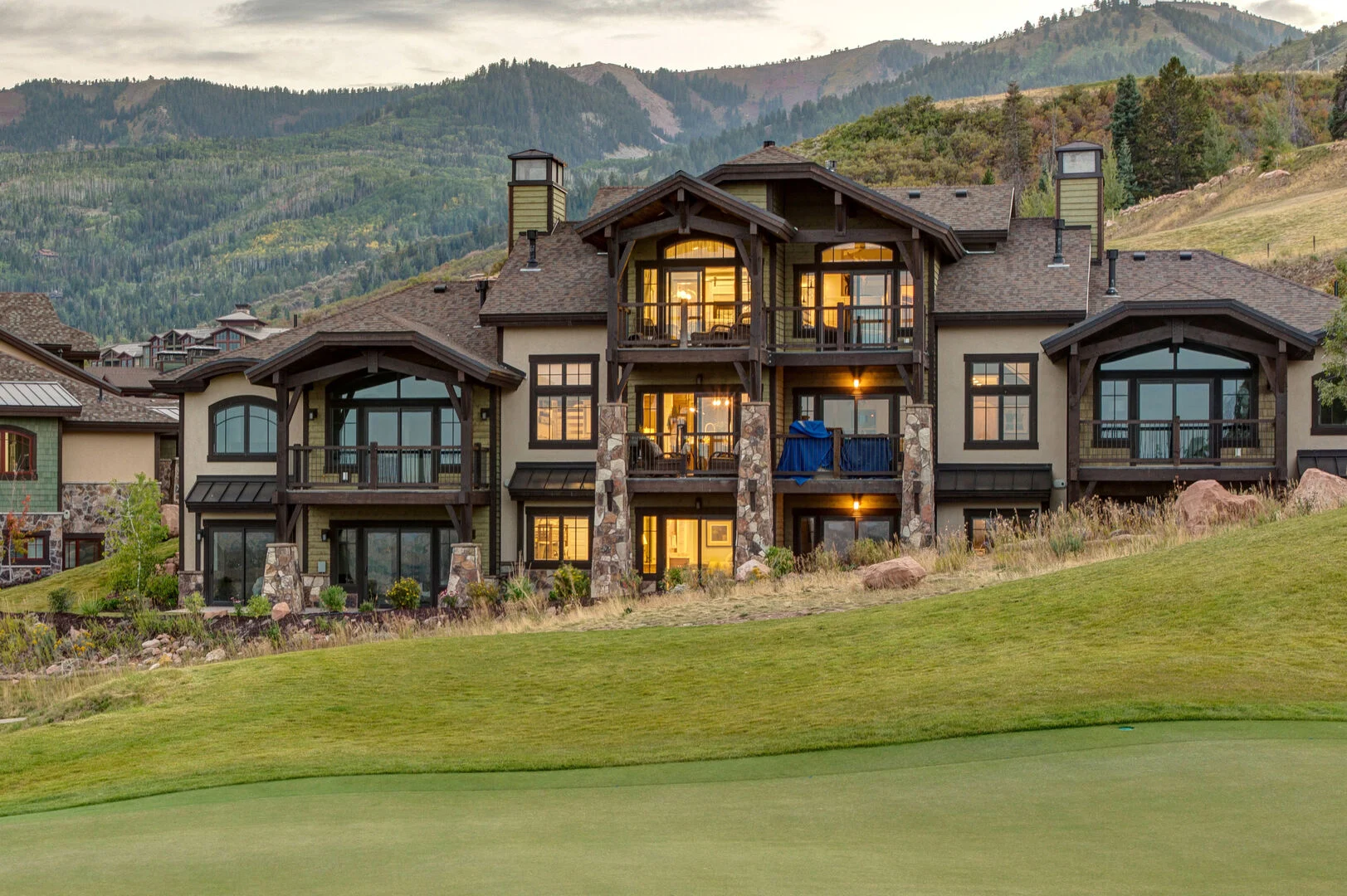 Lane Home - Image 40