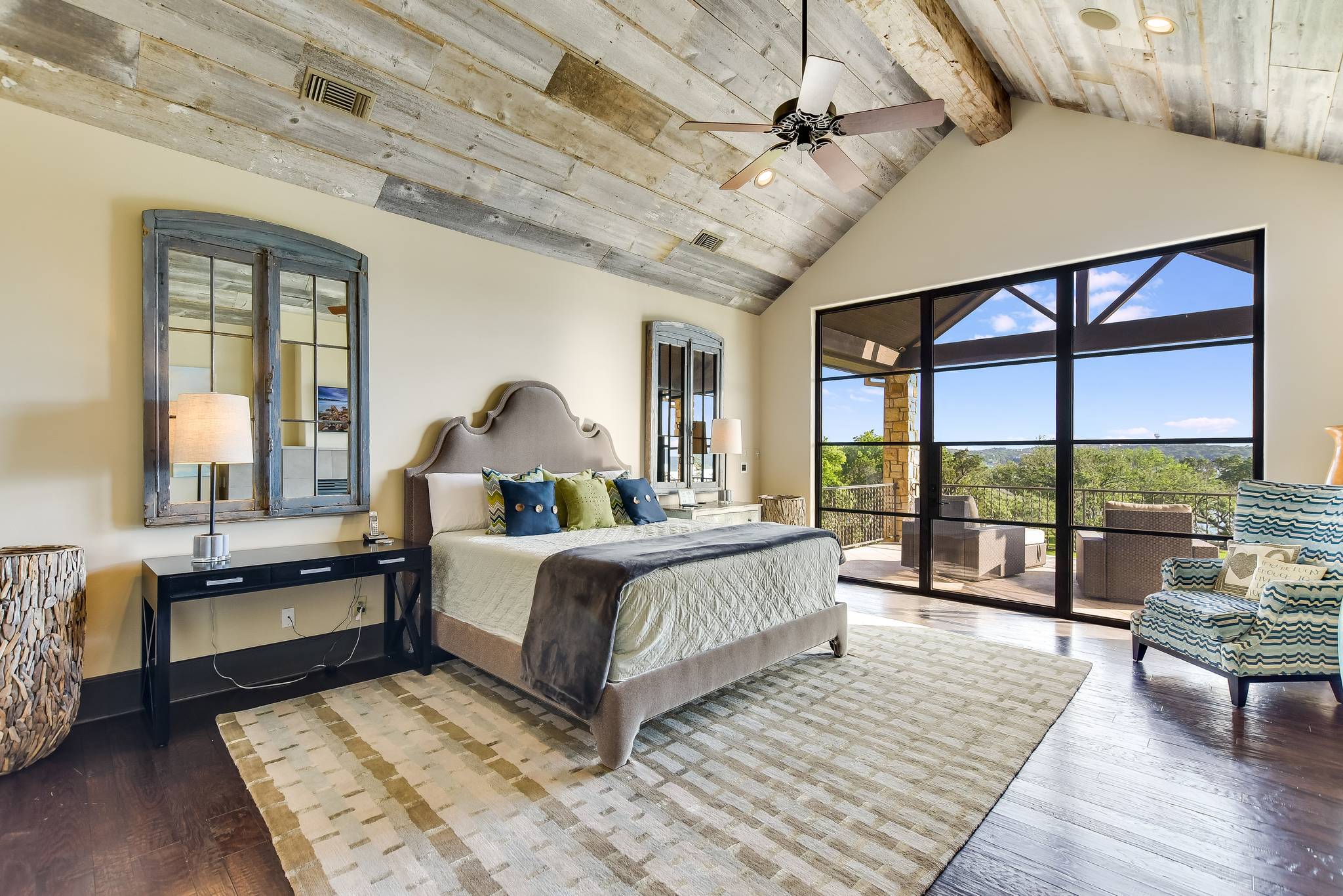 Laurel Manor - Image 34