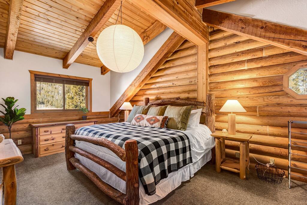 Spruce Creek Home - Image 17