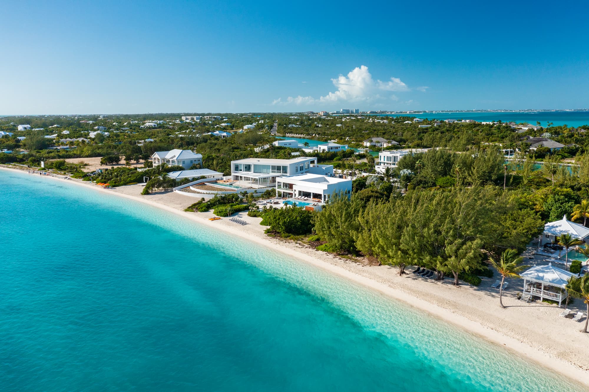 Joy Villa - Image 36