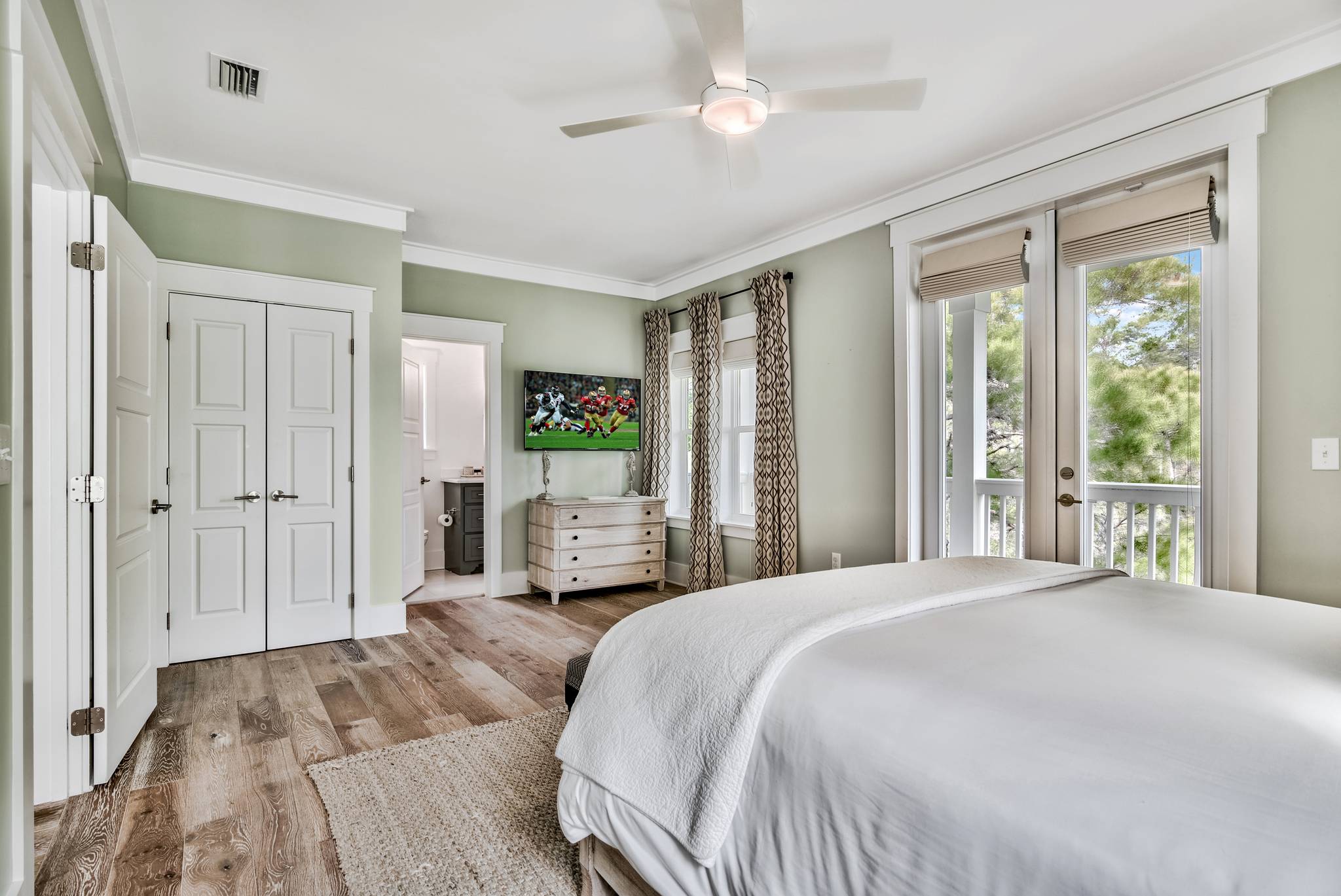 Blue Crab House - Image 25