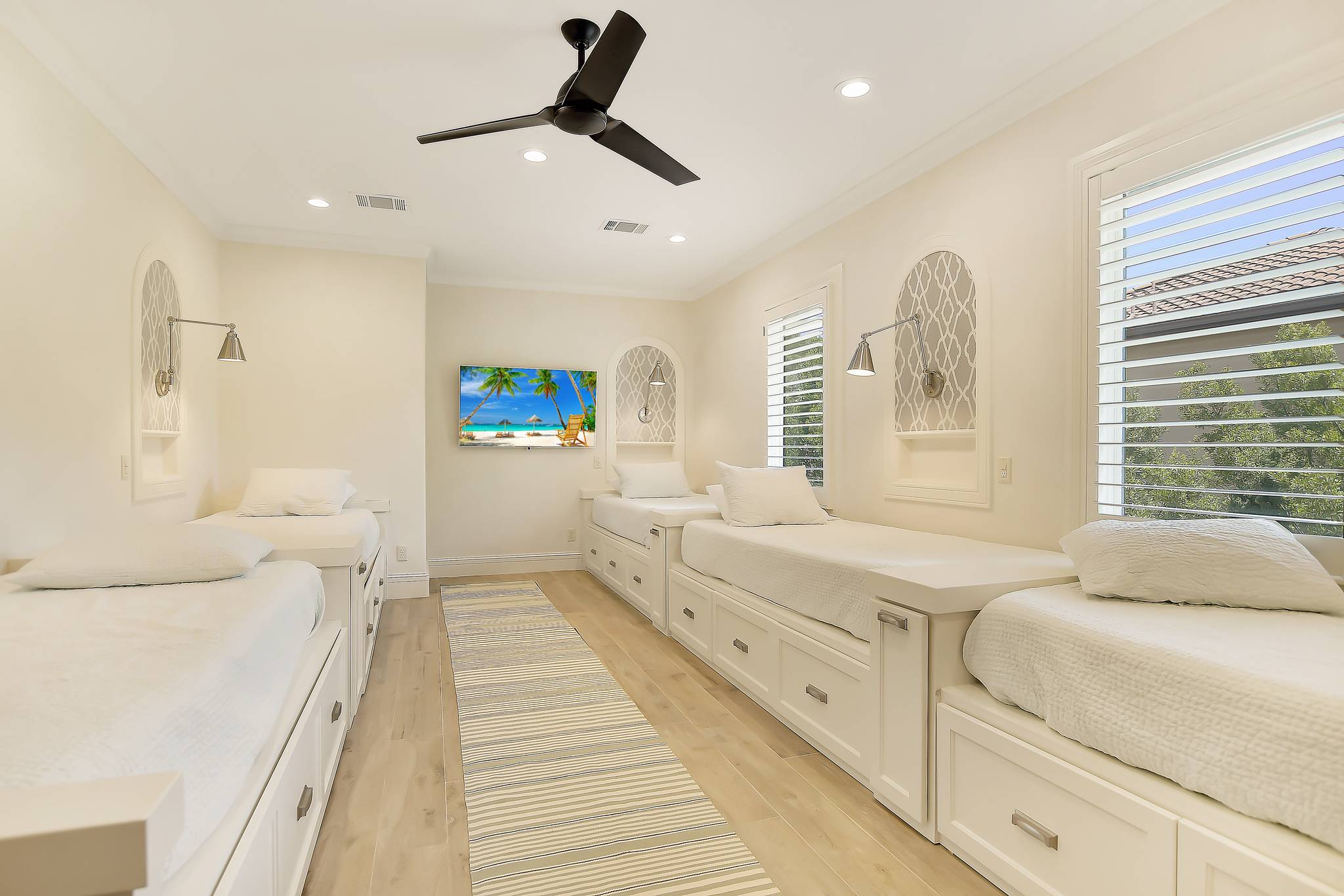 Catalpa Manor - Image 24