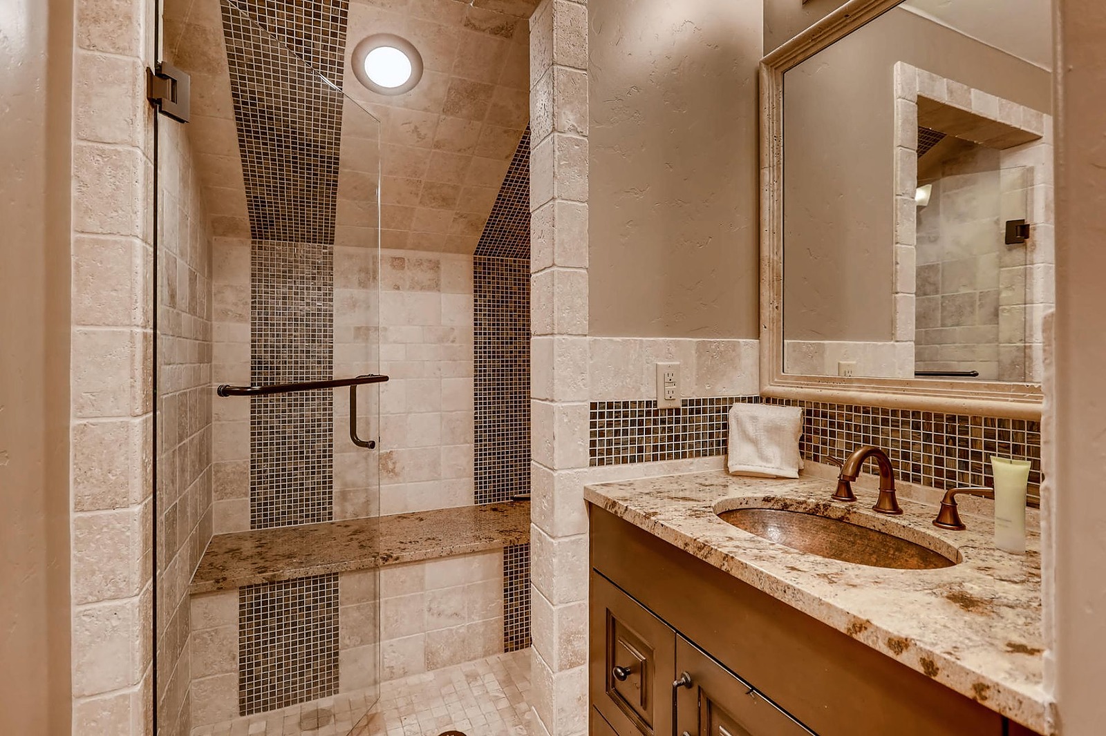 Snow Manor - Image 39