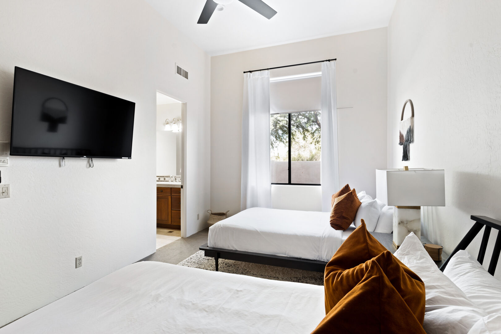 Redbird Manor - Image 24