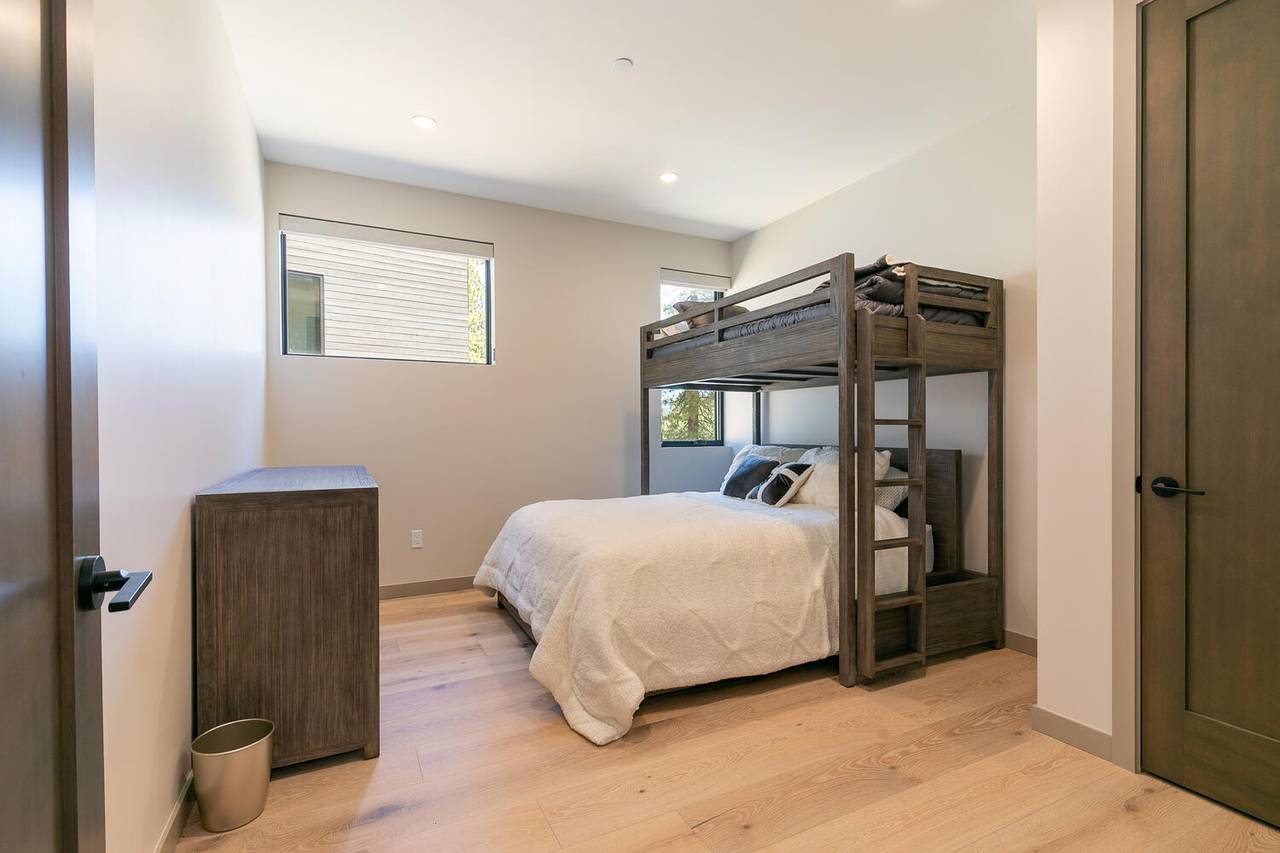 Spring House - Image 28