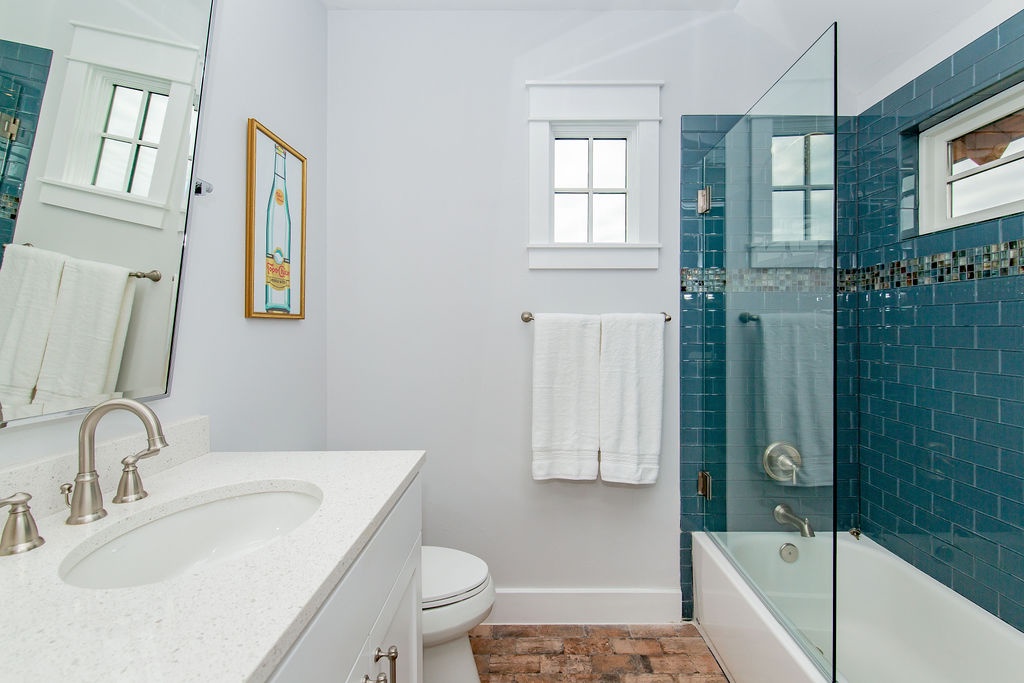 Sky Manor - Image 34