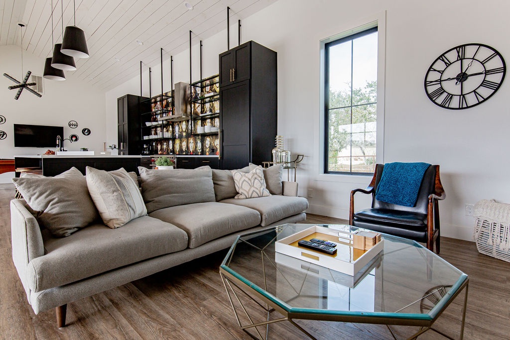 Sundown Manor - Image 49