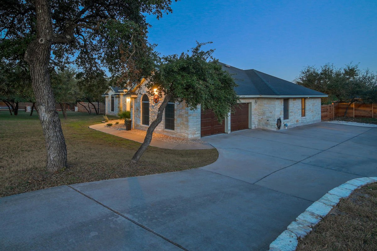 Fox Place - Image 31