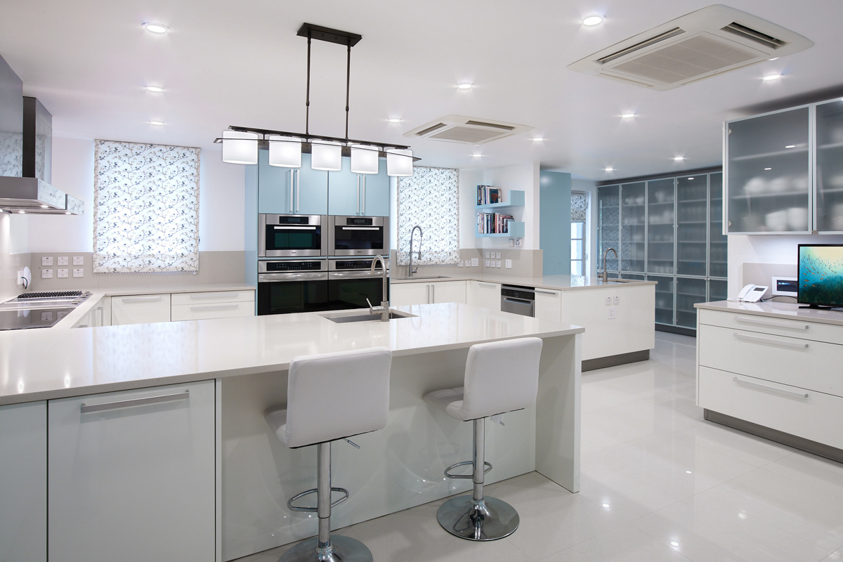 Sea Breeze Manor - Image 4