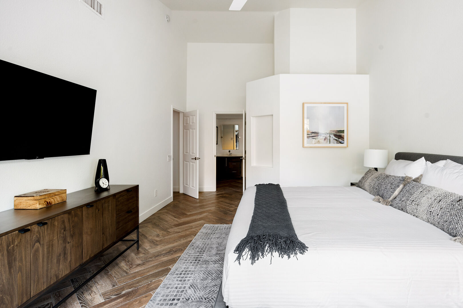 Third Mesa House - Image 26