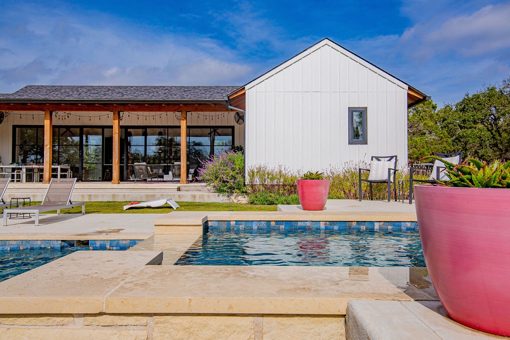 Sundown Manor - Image 78