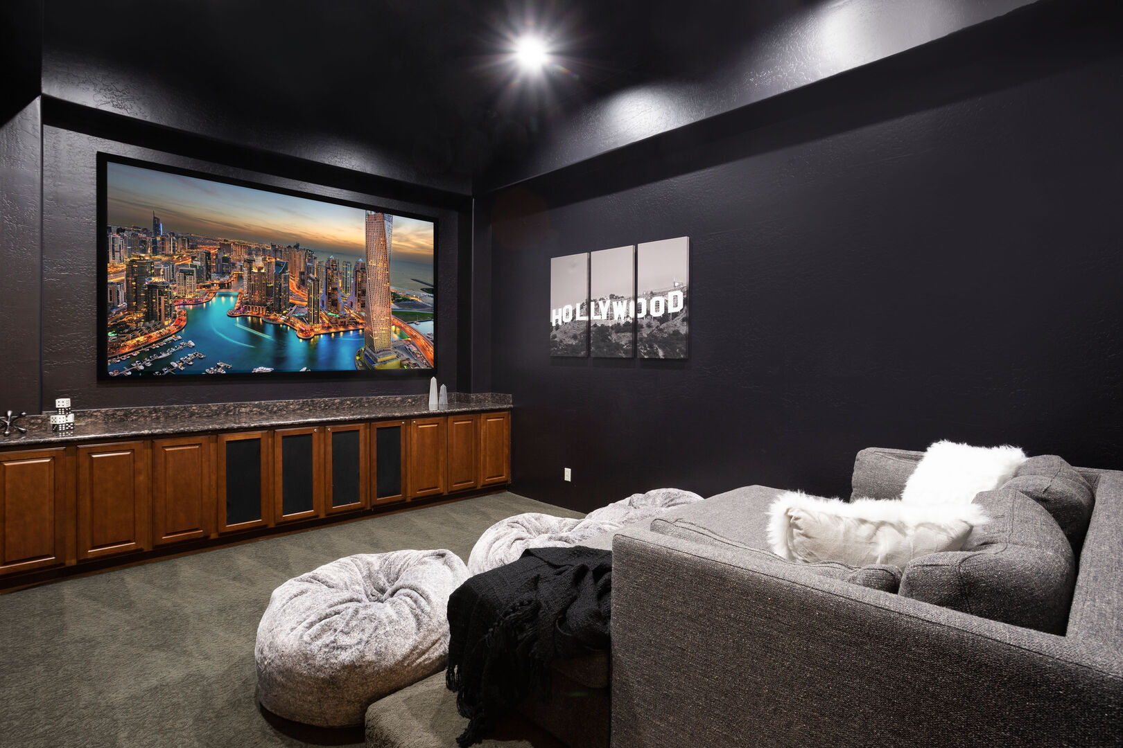 Redbird Manor - Image 12