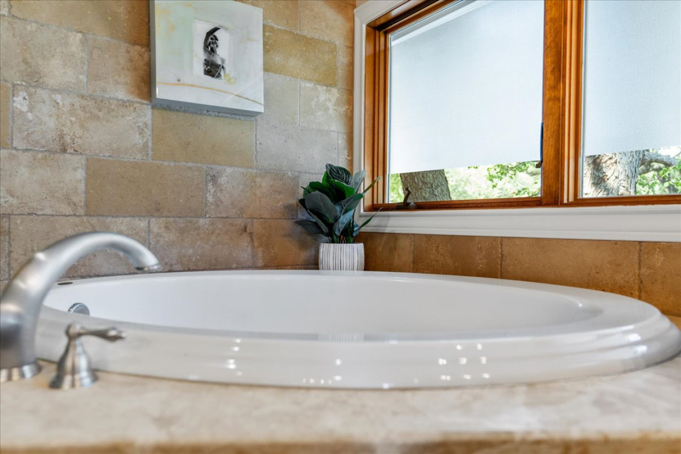 Butler House - Image 16