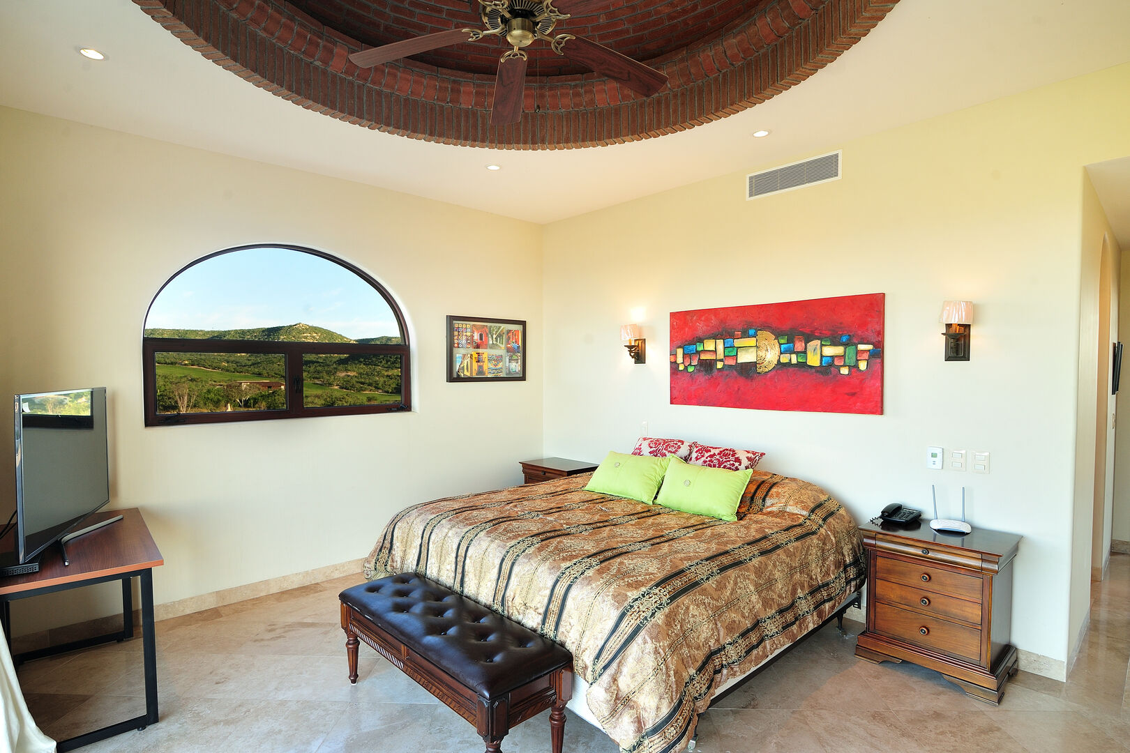 Toyon House - Image 11