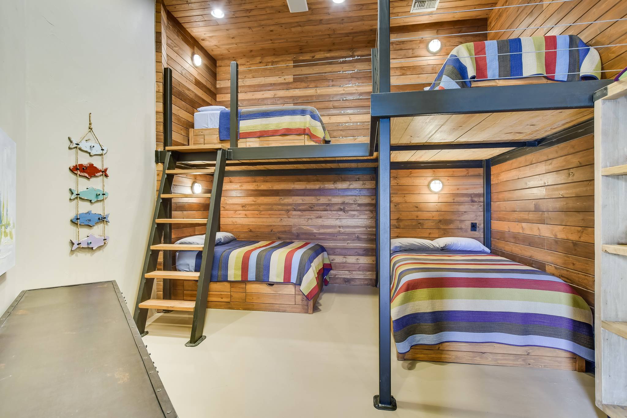 Laurel Manor - Image 37