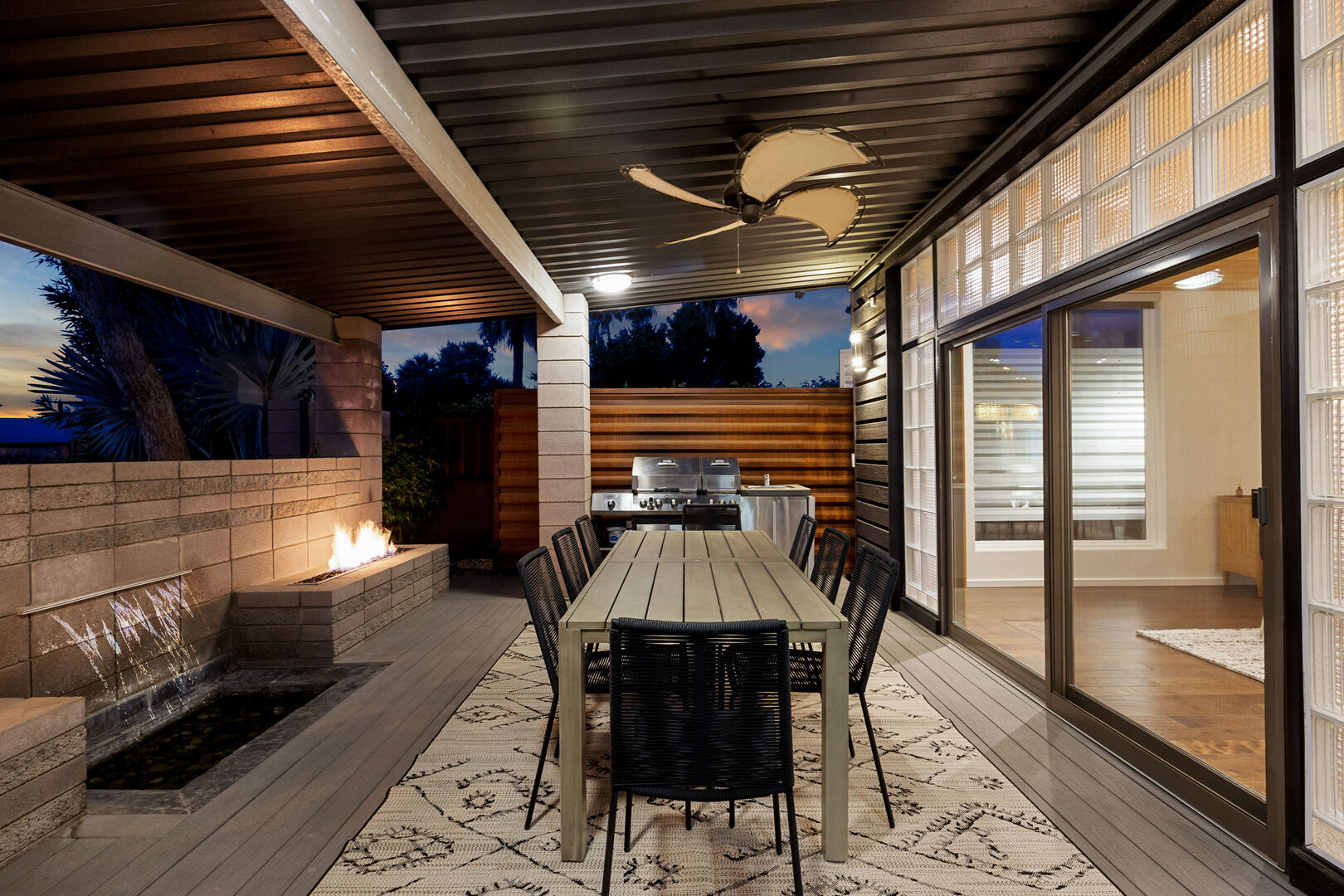 Waterfall House - Image 29