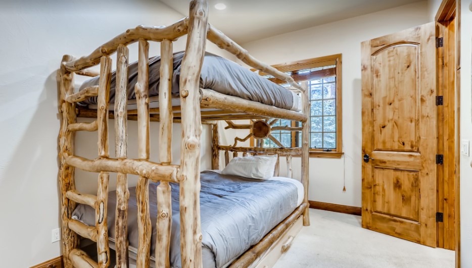 Timberline Place - Image 11