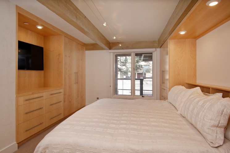 Cooper House - Image 6