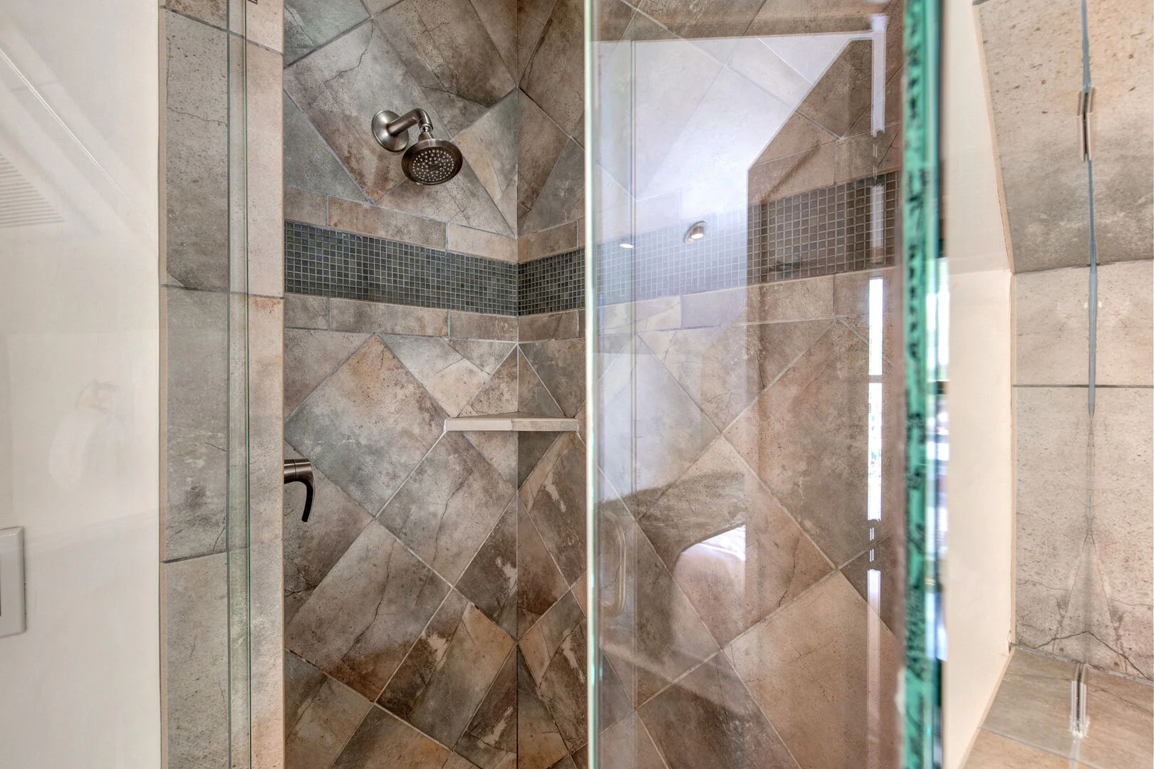 Flatiron Place - Image 28