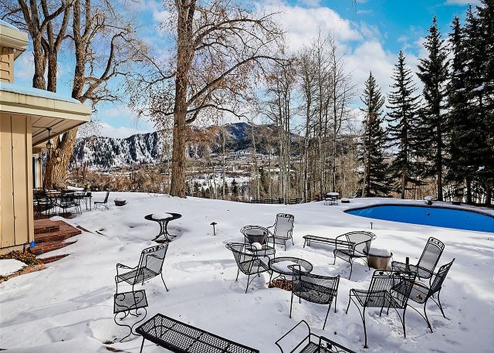 Chair Place - Image 28