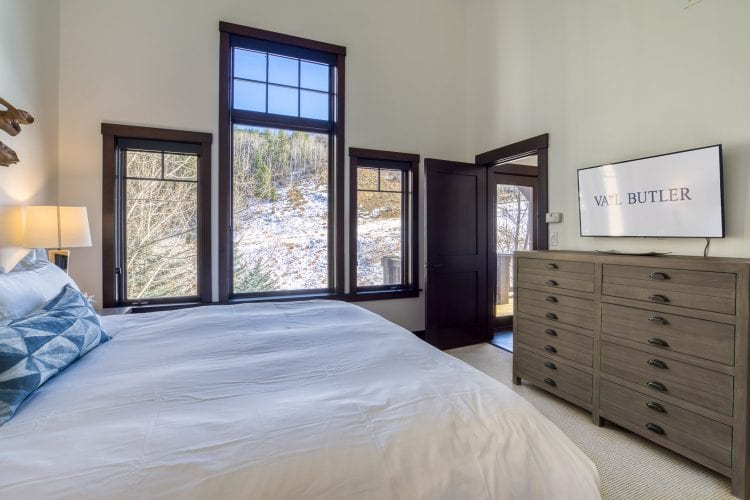 Slopeside Villa - Image 19