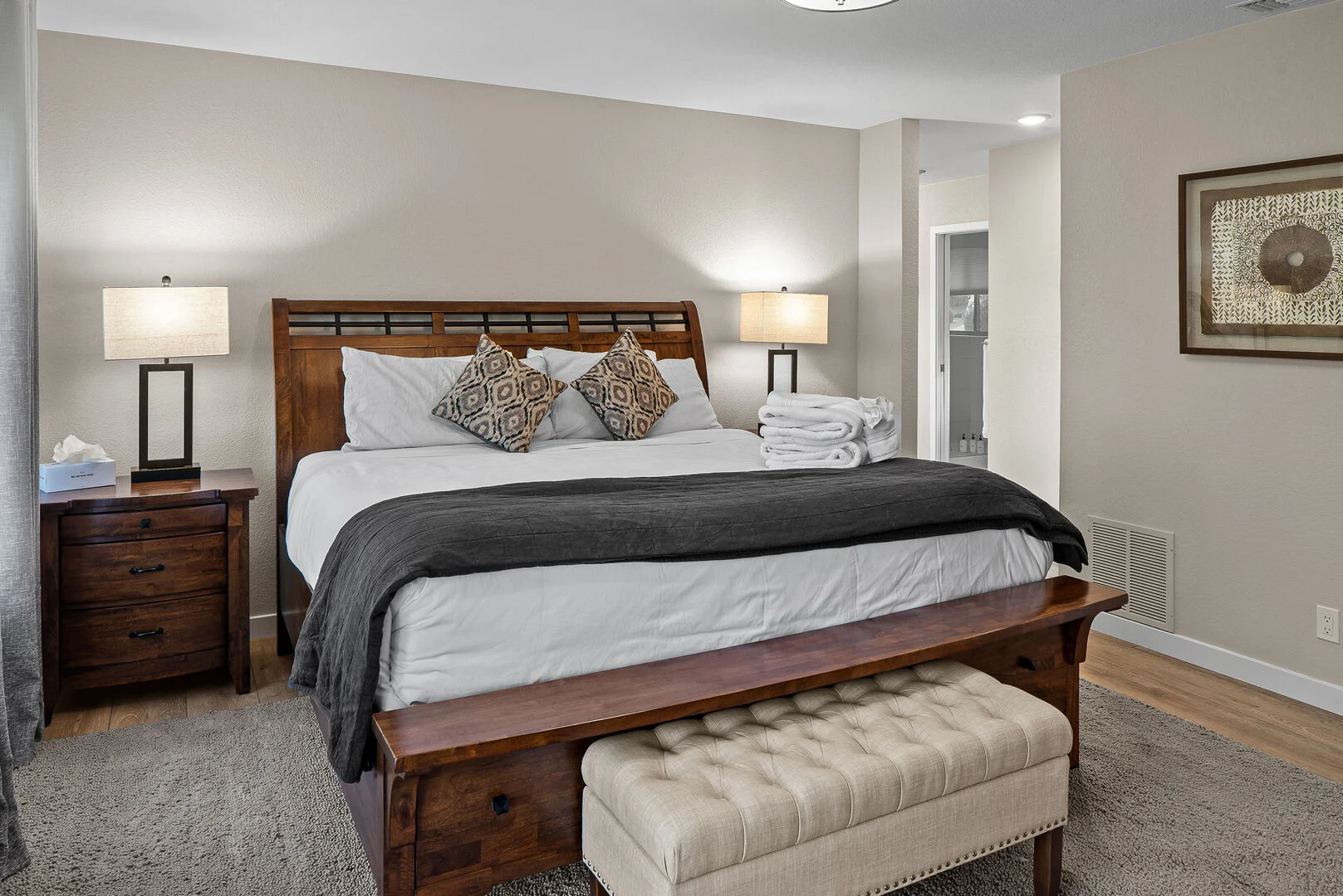 Saddle Peak Home - Image 19