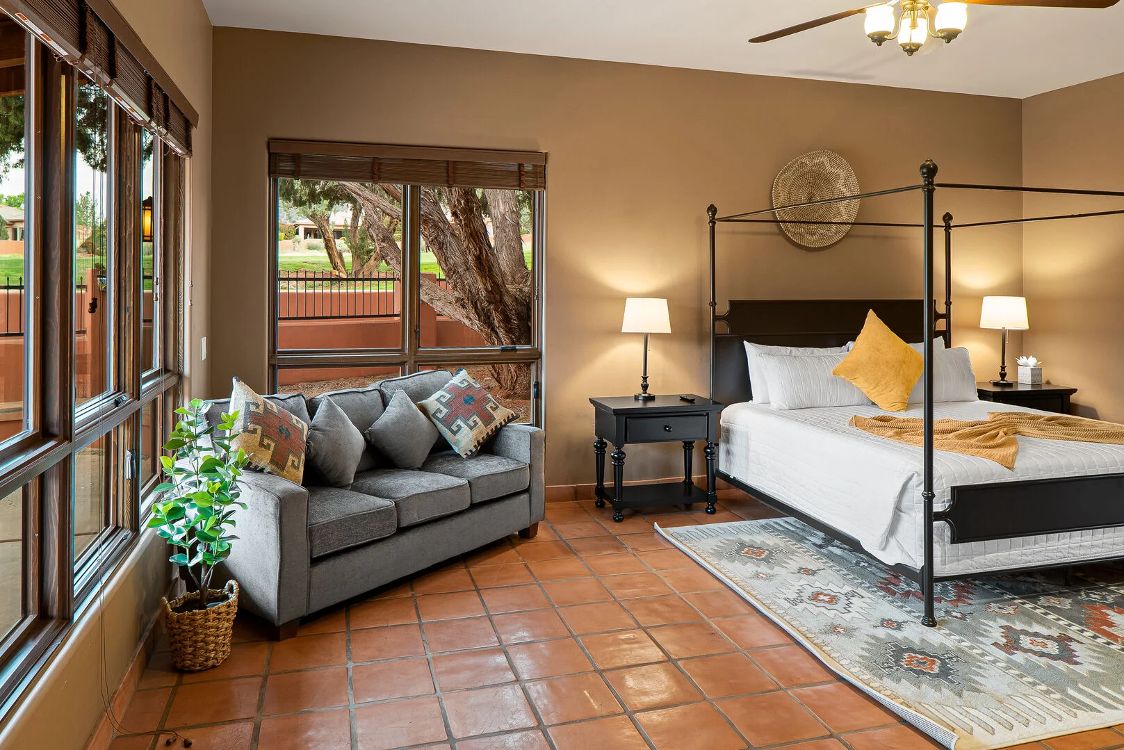 Hotsko House - Image 21