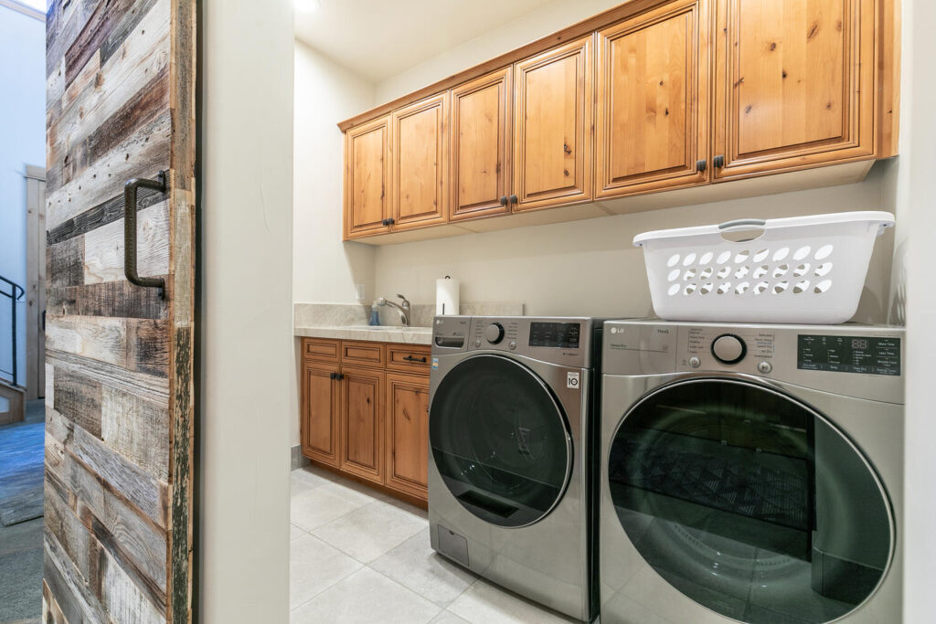 Chickadee Home - Image 25