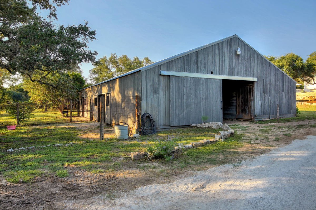 Spring Manor - Image 42