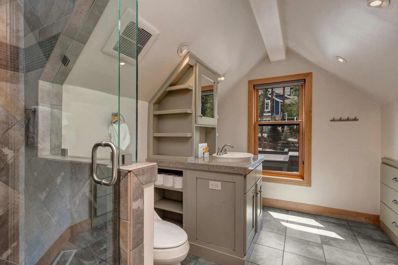 Flatiron Place - Image 27