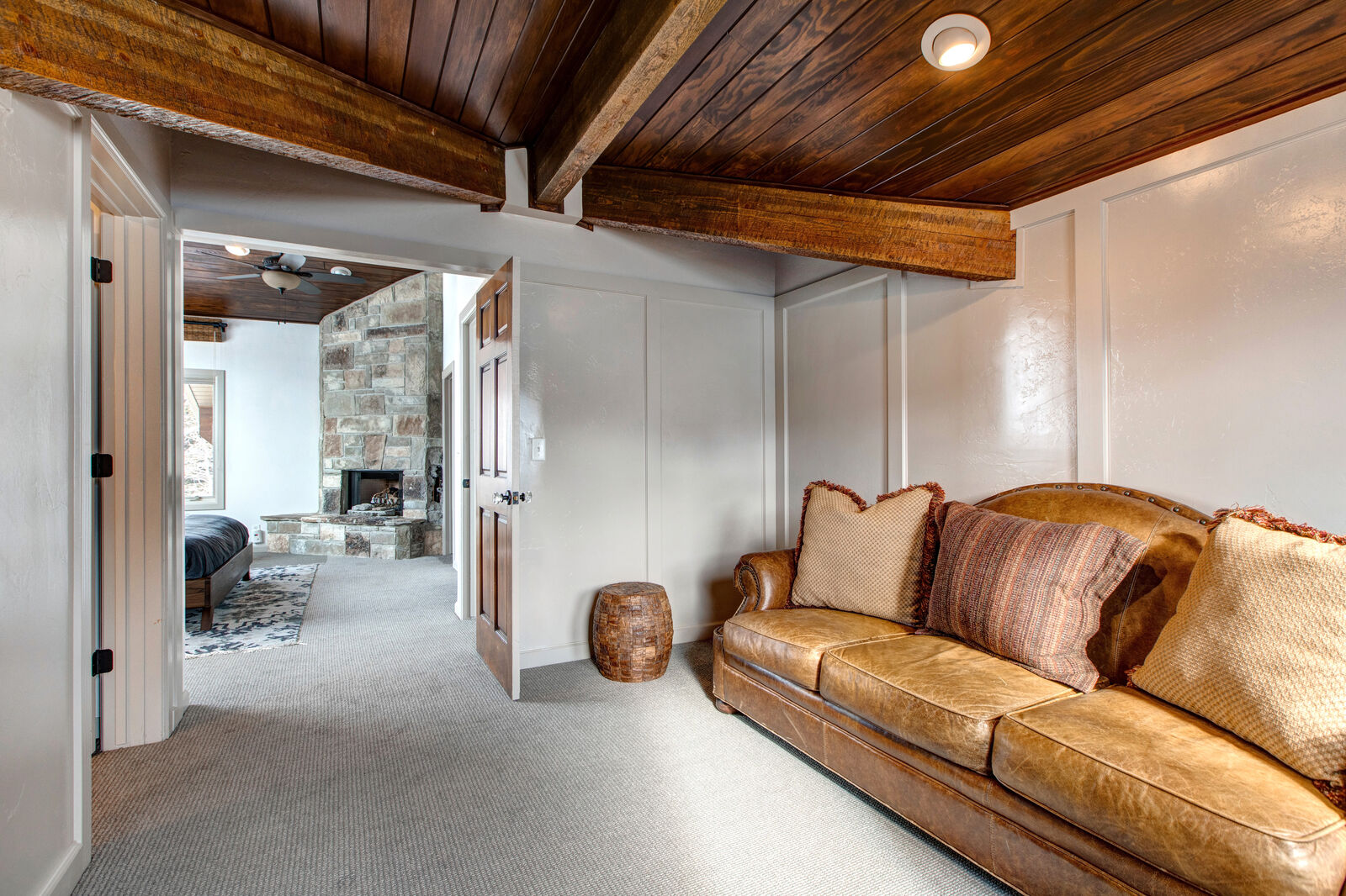 Royal House - Image 28