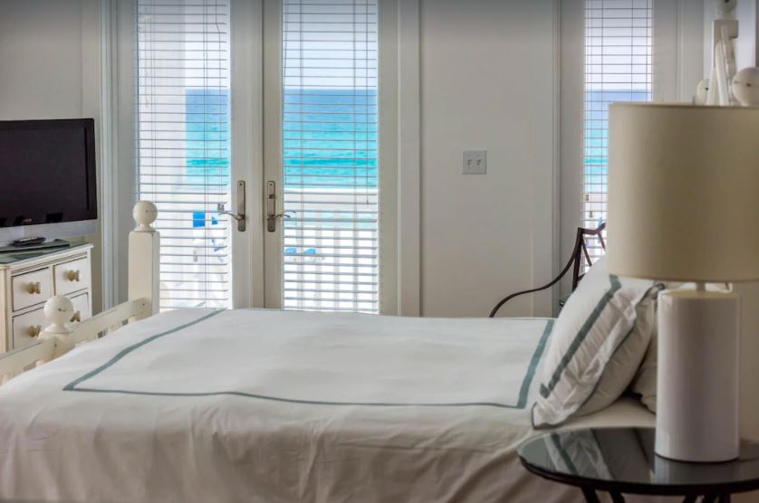 Seaside Manor - Image 17