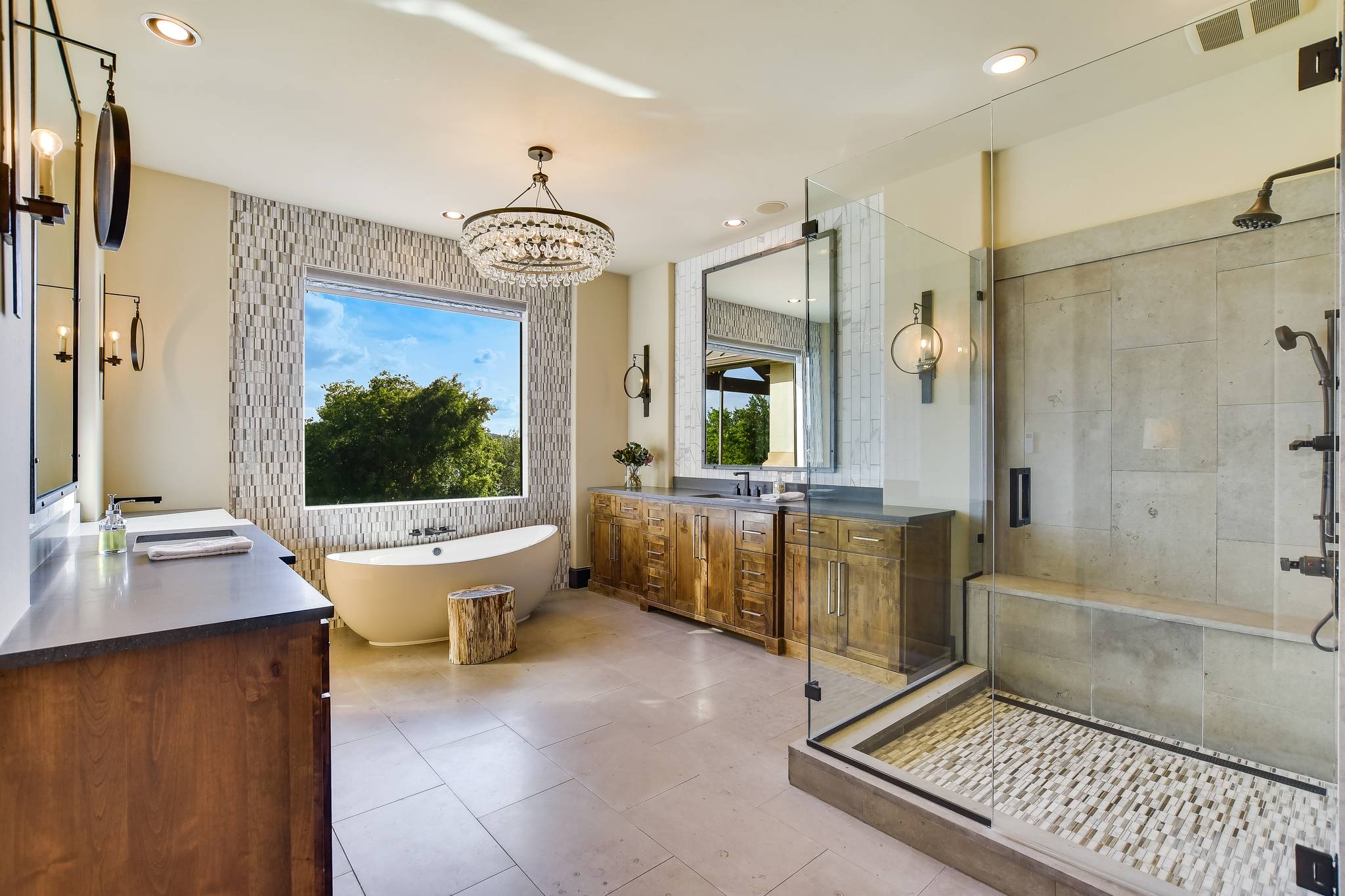 Laurel Manor - Image 30