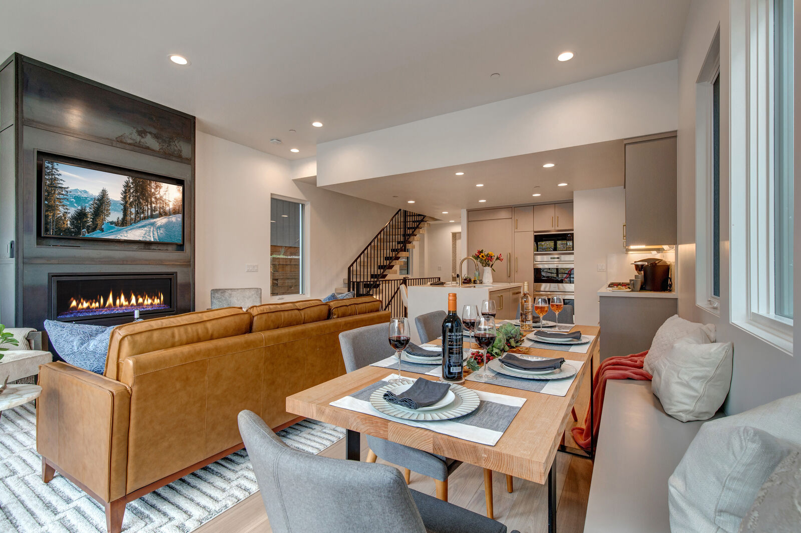 Lowell House - Image 10