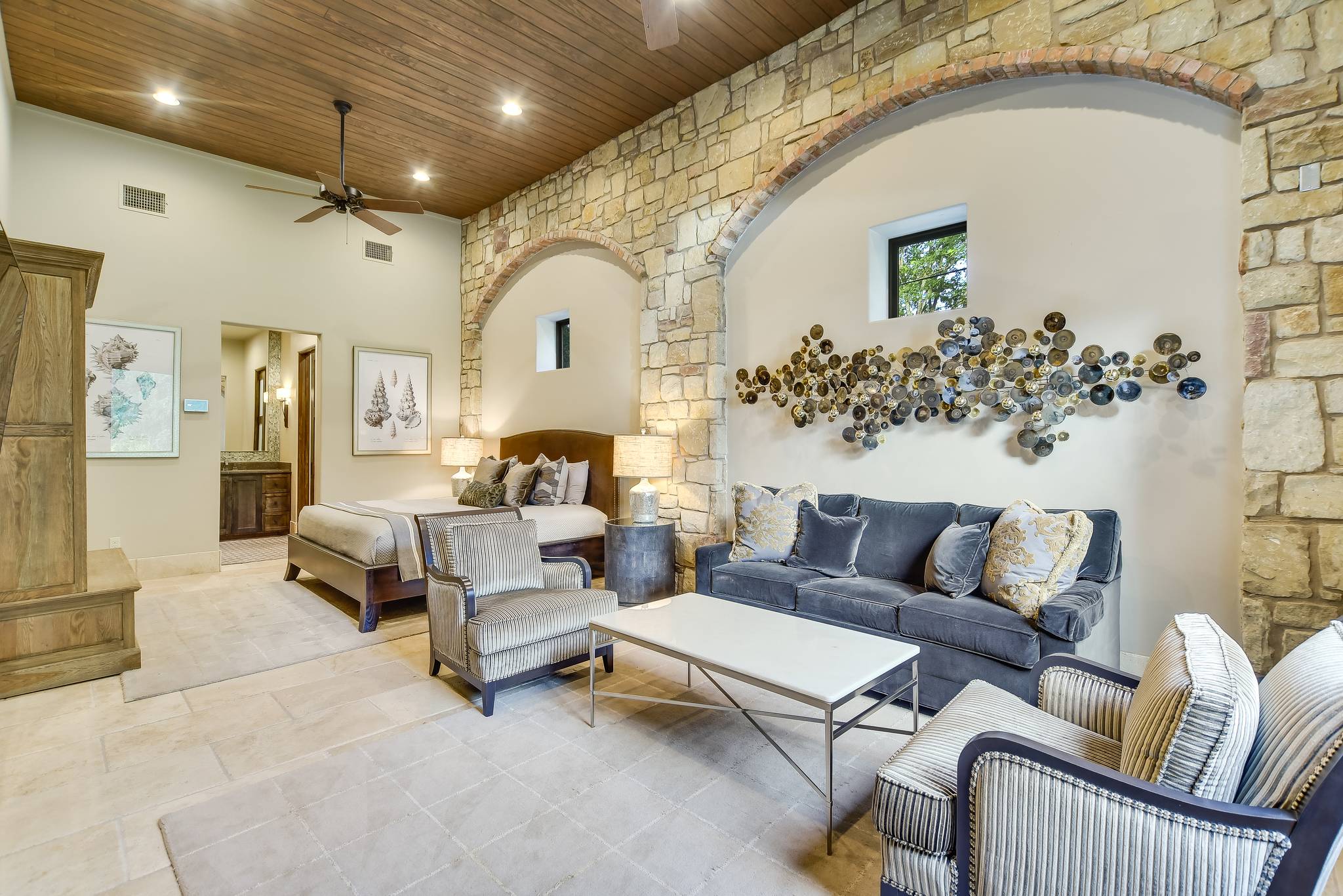 Laurel Manor - Image 38