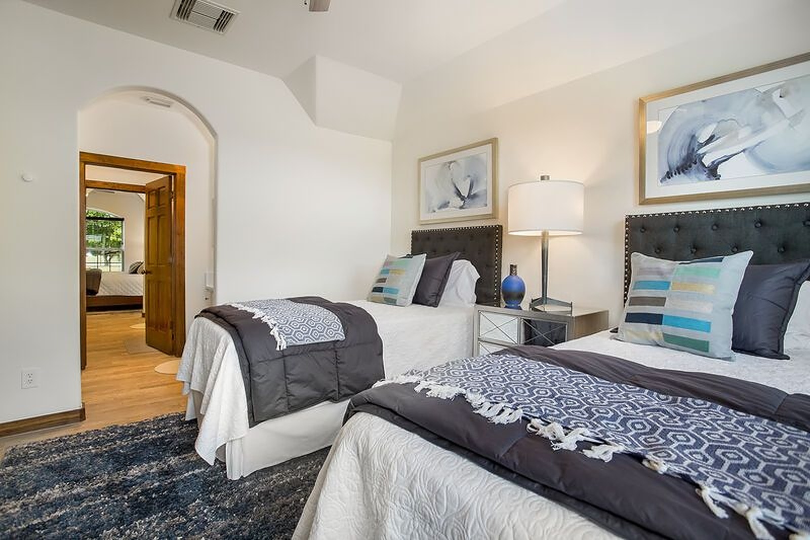 Fredericksburg - Image 18