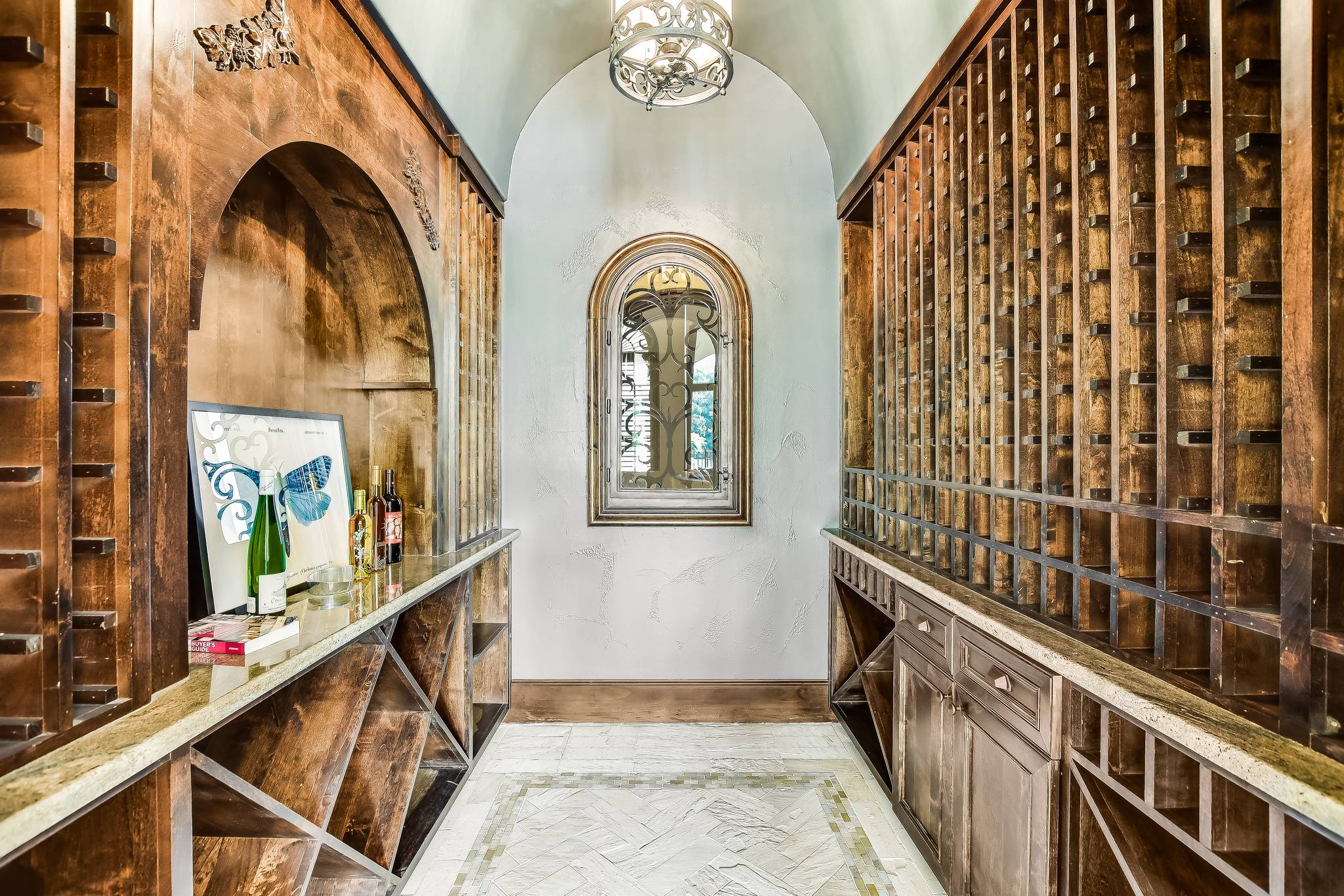 Woodrow Manor - Image 19